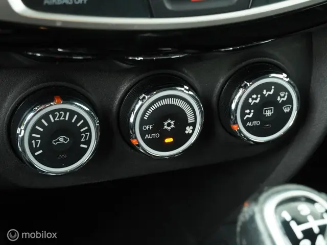 Mitsubishi ASX 1.6 Cleartec Bright 2016 Benzine 15