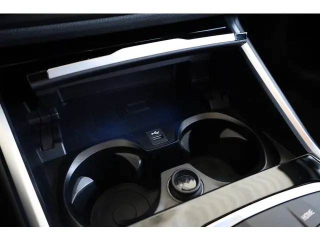 BMW 2 Serie Coupé 218i 2024 Benzine 20