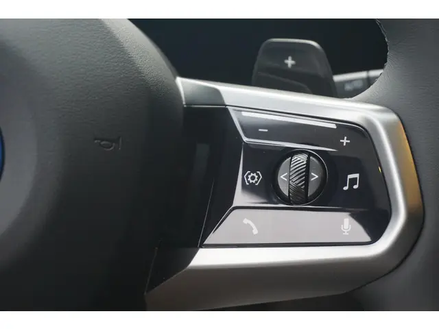 BMW 5 Serie Touring 530e 2024 Hybride Benzine 13