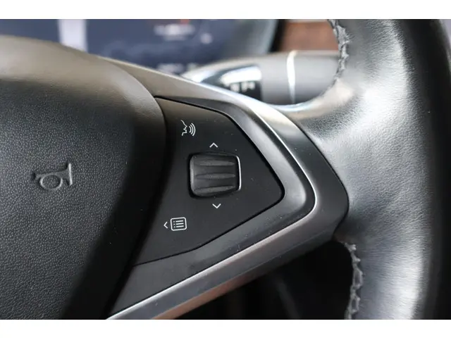 Tesla Model X 90D Base 6p. 2017 Elektrisch 24
