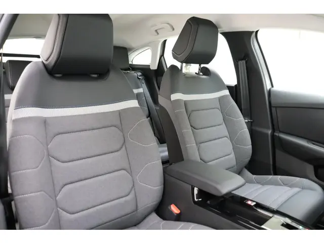 Citroën C4 1.2 Puretech Feel 2025 Benzine 7