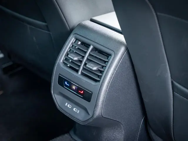 SEAT Leon 1.4 TSI eHybrid PHEV FR 2022 Hybride Benzine 38