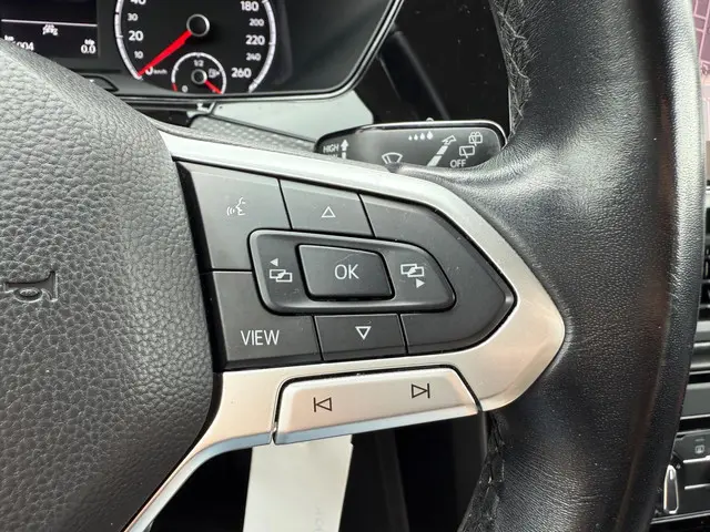 Volkswagen T-Cross 1.0 TSI Life 2020 Benzine 19