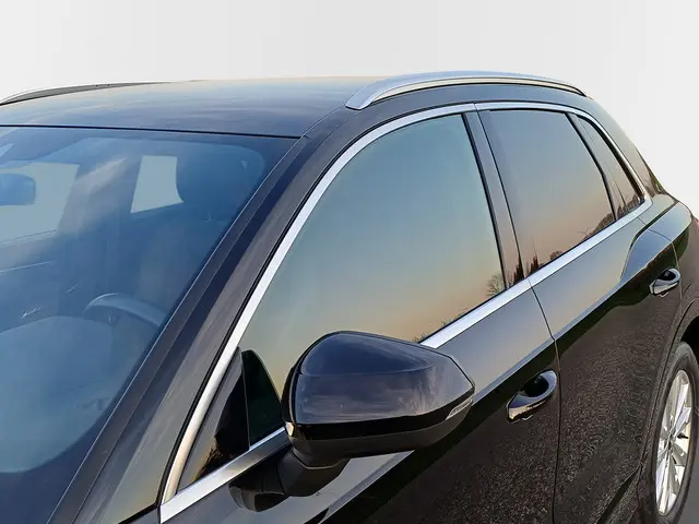 Audi Q3 35 TFSI S edition 2021 Hybride Benzine 13