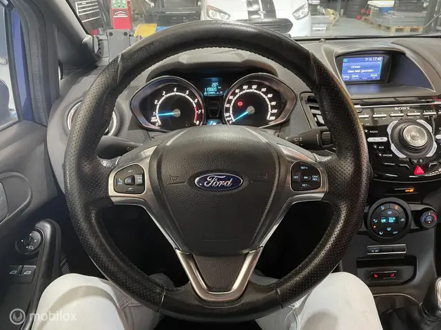 Ford Fiesta ST Line Revisie motor! 2016 Benzine 14