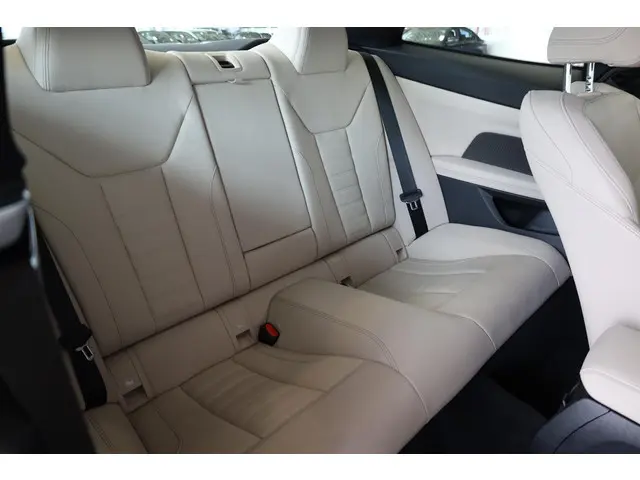 BMW 4 Serie Coupé 420i 2021 Benzine 8