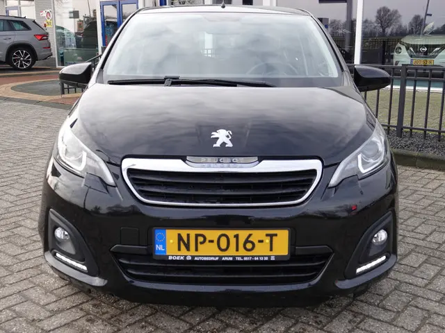 Peugeot 108 1.0 e-VTi Active 2017 Benzine 10