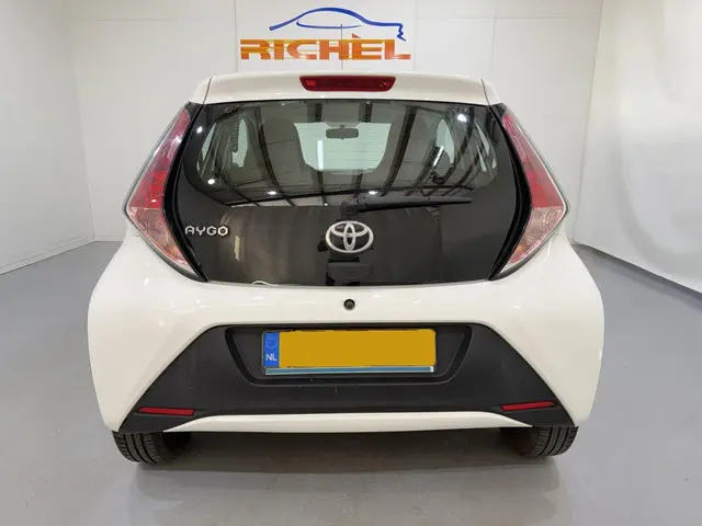 Toyota Aygo HB 1.0 VVT-i Airco NAP 2018 Benzine 5