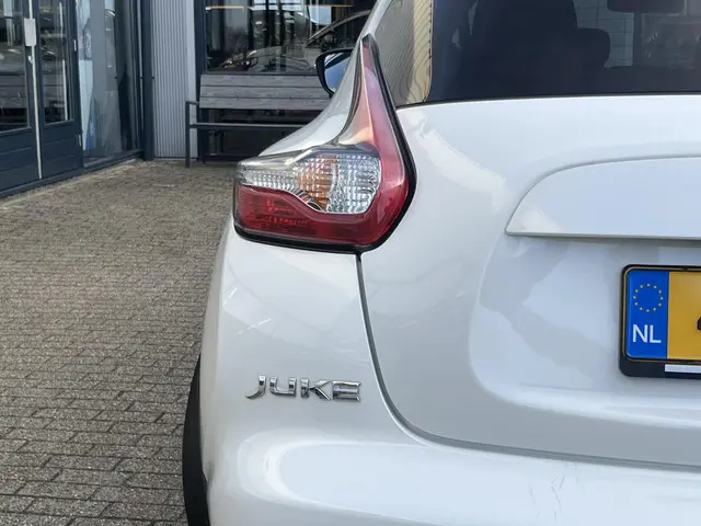 Nissan Juke 1.2 DIG-T S/S Connect Edition 2014 Benzine 47