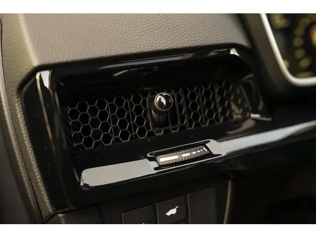 Honda CR-V 2.0i e:HEV ELEGANCE 2024 Hybride Benzine 49