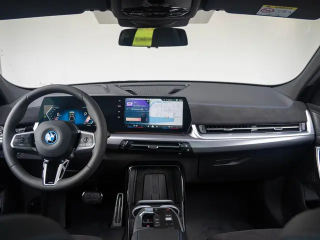 BMW iX2 eDrive20 2025 Elektrisch 9