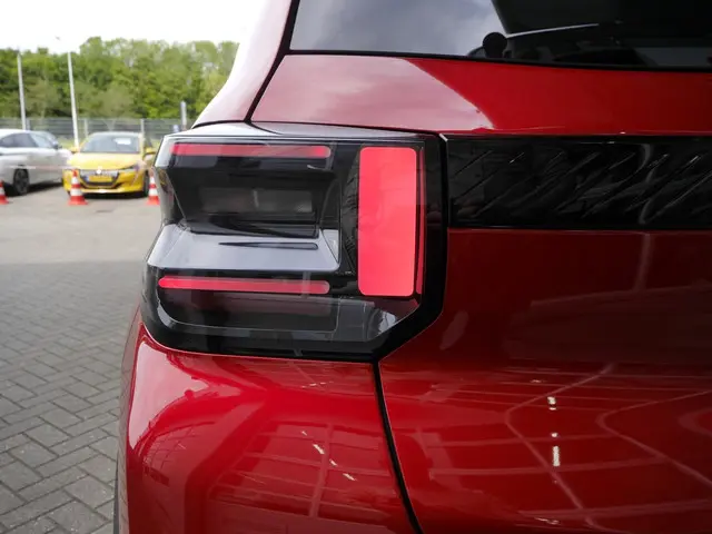 Citroën C3 1.2 Turbo 100pk Max 2025 Benzine 31