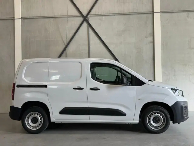 Peugeot Partner Tepee 1.2 PureTech 2024 Benzine 8