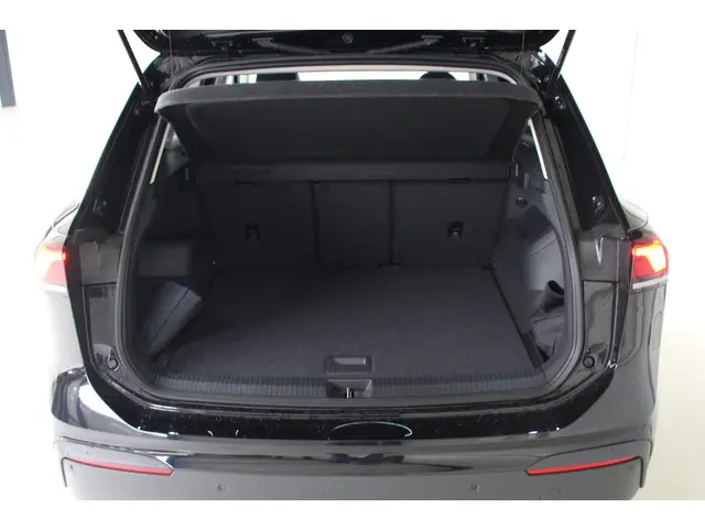 Volkswagen Tiguan 1.5 eTSI Life 150pk DSG 2024 Benzine 24