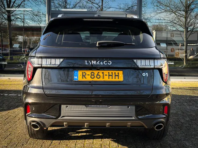 Lynk & Co 01 1.5 2022 Hybride Benzine 9