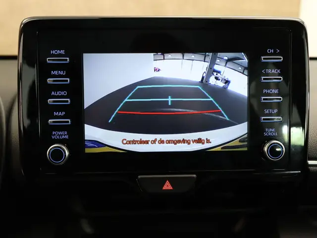 Toyota Yaris 1.5 Hybrid Active Plus 2021 Hybride Benzine 26
