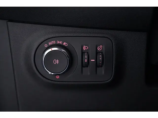 Opel ADAM 1.0 Turbo Rocks BlitZ 2019 Benzine 25