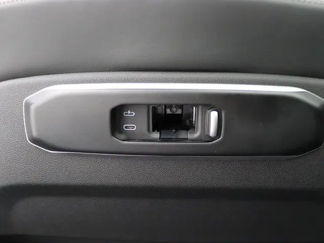 BMW X5 xDrive50e 2024 Hybride Benzine 45