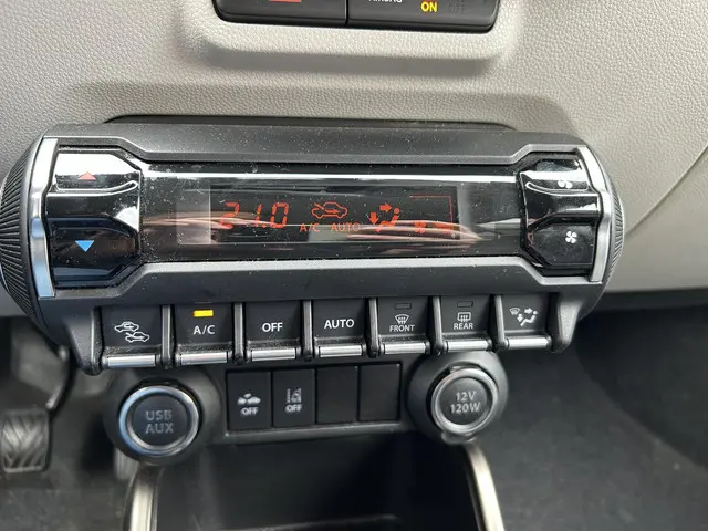 Suzuki Ignis 1.2 Smart Hybrid Stijl 2019 Benzine 24