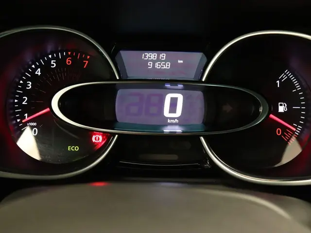 Renault Clio 0.9 TCe Intens 2017 Benzine 24