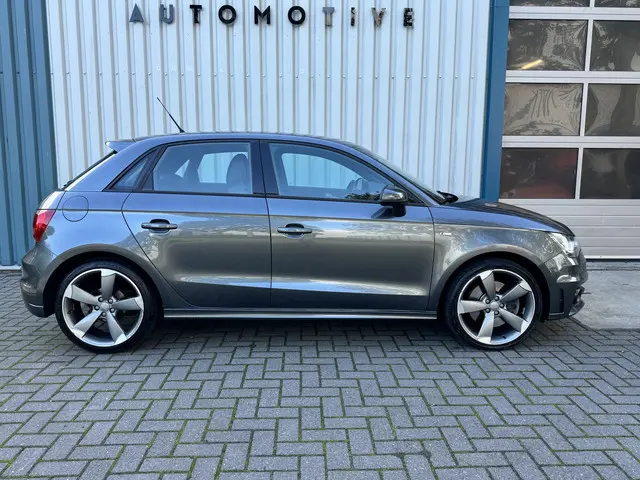 Audi A1 Sportback 1.4 TFSI S-Line 185PK / 2014 Benzine 10