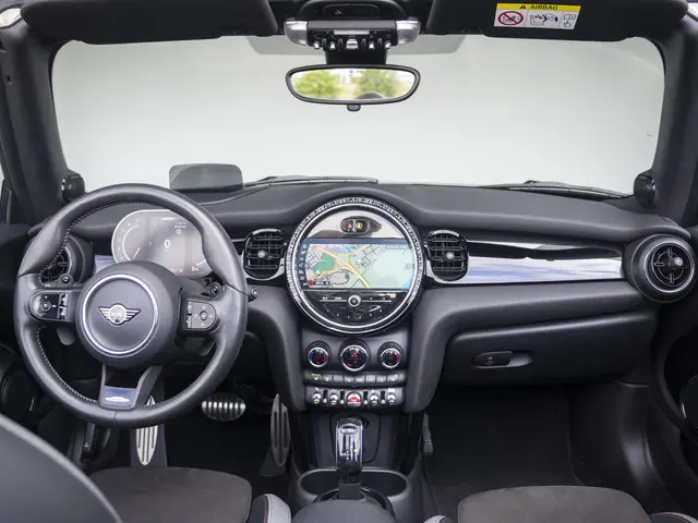 MINI Cooper Cabrio John Works Aut. 2021 Benzine 10