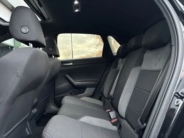 Volkswagen Polo 1.0 TSI Highline 3xRLine 2020 Benzine 16