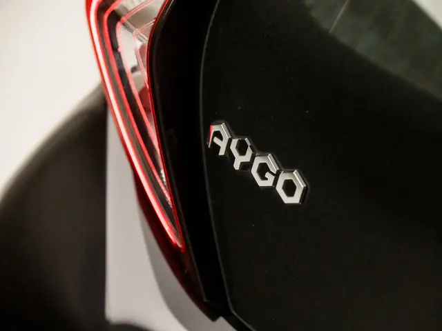 Toyota Aygo 1.0 VVT-i x-play limited 2019 Benzine 23
