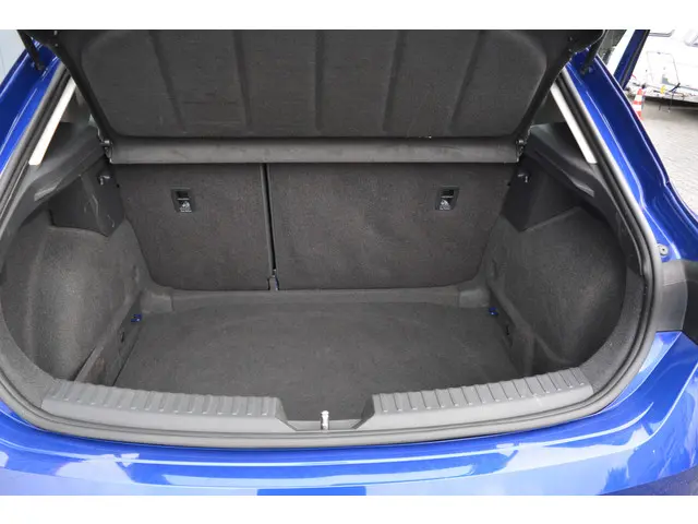 SEAT Leon 1.0 TSI Style Business Intense 2021 Benzine 15