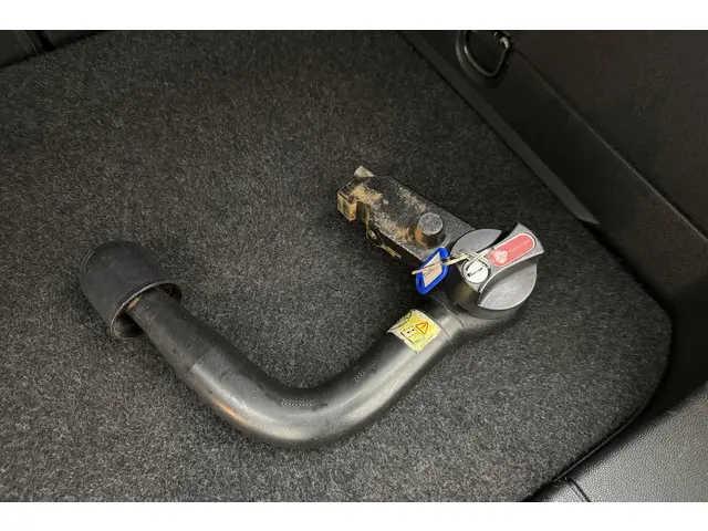 Opel Corsa 1.4 16v 90pk 5drs Black Edition 2018 Benzine 10