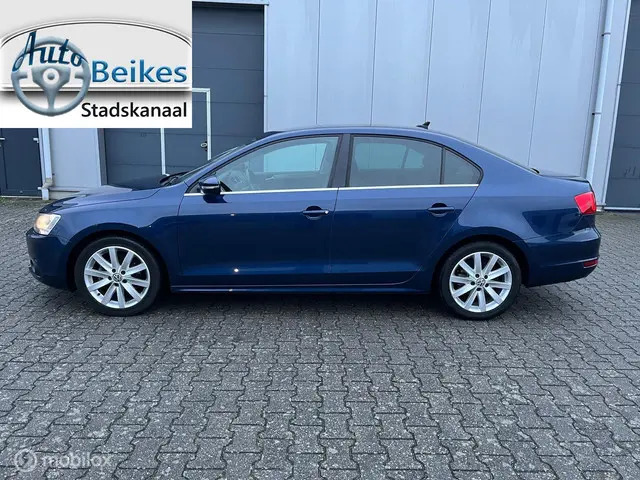 Volkswagen Jetta 1.4 TSI Highline 2013 Benzine 2