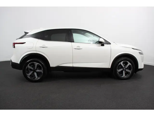 Nissan QASHQAI 1.3 MHEV Xtronic N-Connecta 2023 Benzine 6