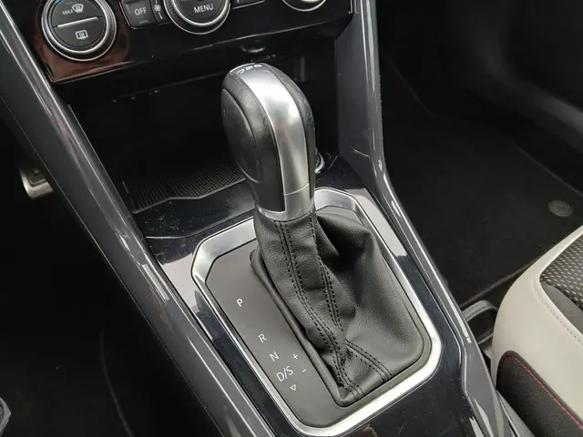 Volkswagen T-Roc 1.5 TSI Sport 2018 Benzine 17