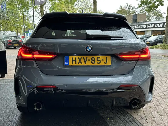 BMW 1 Serie 120d High Executive 2020 Diesel 7