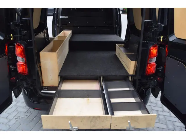 Opel Vivaro 1.5 CDTI L2H1 Innovation 2021 Diesel 18