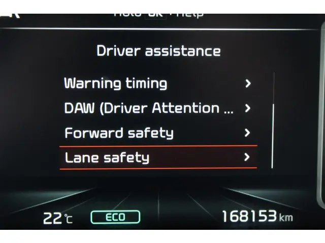 Kia Niro 1.6 GDi PHEV DynamicLine 2022 Hybride Benzine 32