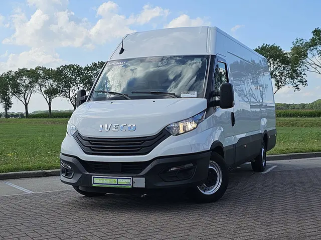 Iveco Daily 35S14 2023 Diesel