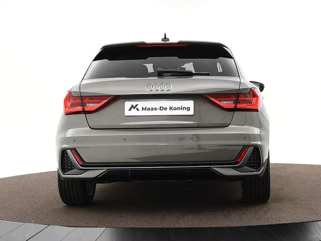 Audi A1 Sportback 30 TFSI 116pk S Edition 2025 Benzine 23