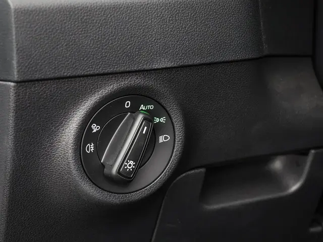 Škoda Karoq 1.5TSI/150PK DSG ACT Sportline 2025 Benzine 13