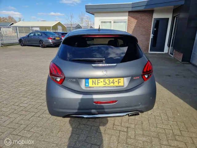 Peugeot 208 1.6 e-THP GTi 2017 Benzine 4