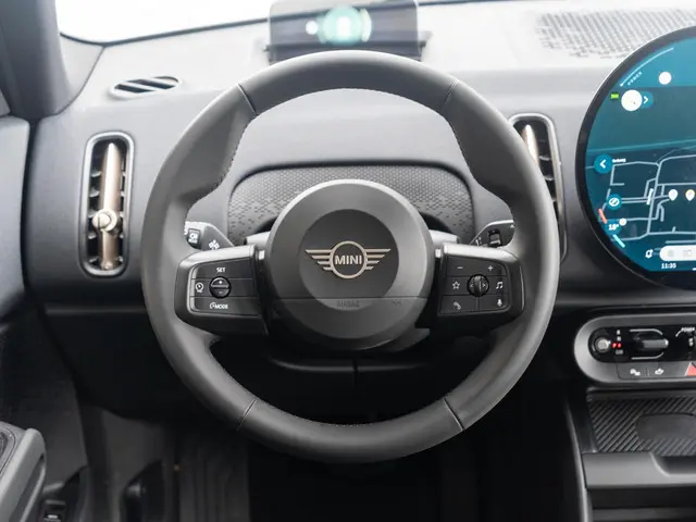 MINI Countryman E 2025 Elektrisch 8