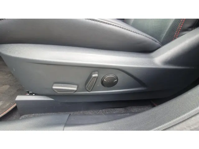 Ford Mustang Mach-E AWD 75 kWh 2021 Elektrisch 10