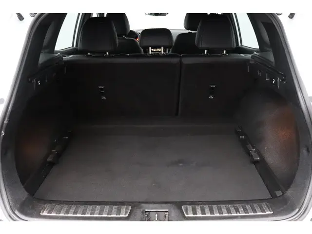 Renault Kadjar 1.3 TCe 160pk Black Edition 2020 Benzine 18
