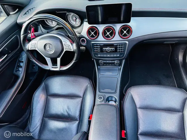 Mercedes-Benz CLA 250 Edition 1 2013 Benzine 25
