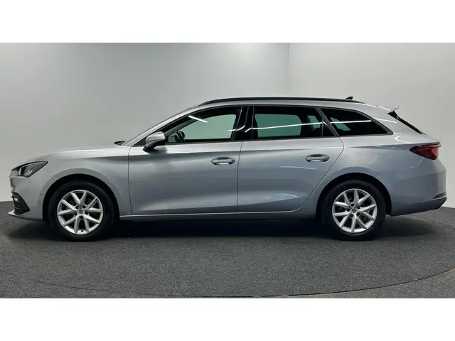 SEAT Leon ST 1.0 EcoTSI Style AUTOMAAT-NAVI 2022 Benzine 8