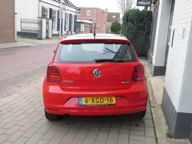 Volkswagen Polo 1.2 TSI Comfortline 2014 Benzine 13