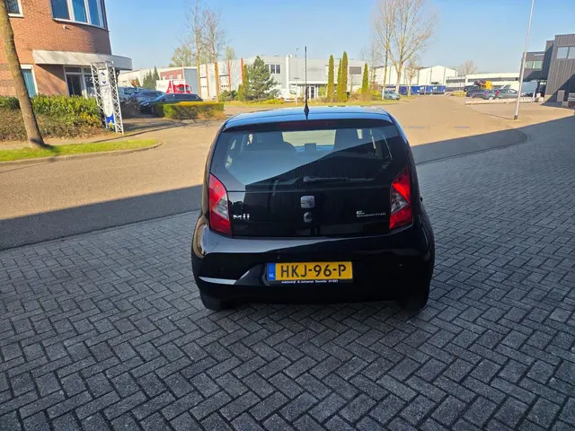 SEAT Mii 1.0 Style Sport airco cruise navi 2012 Benzine 6