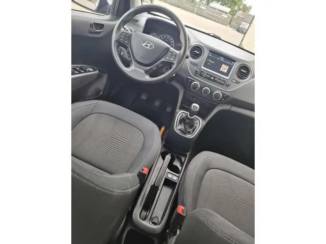 Hyundai i10 1.0i Comfort 2018 Benzine 14