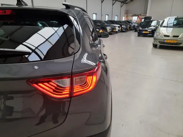 Kia Stonic 1.0 T-GDi MHEV DynamicPlusLine 2022 Benzine 11