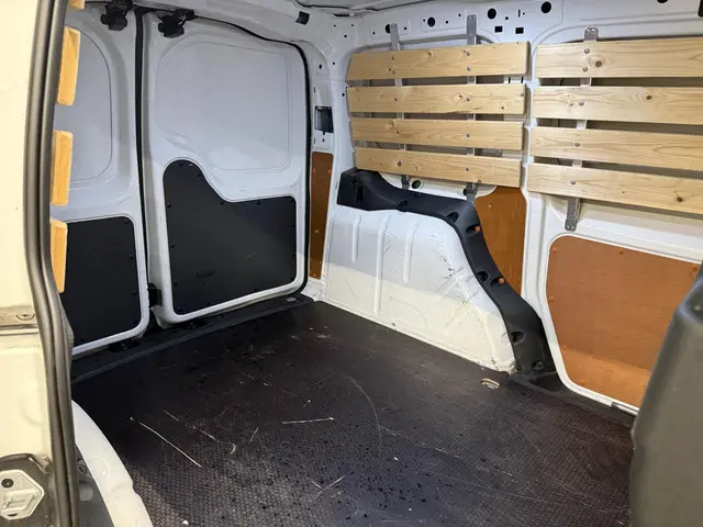 Volkswagen Caddy Cargo 2.0 TDI Trend 2022 Diesel 8